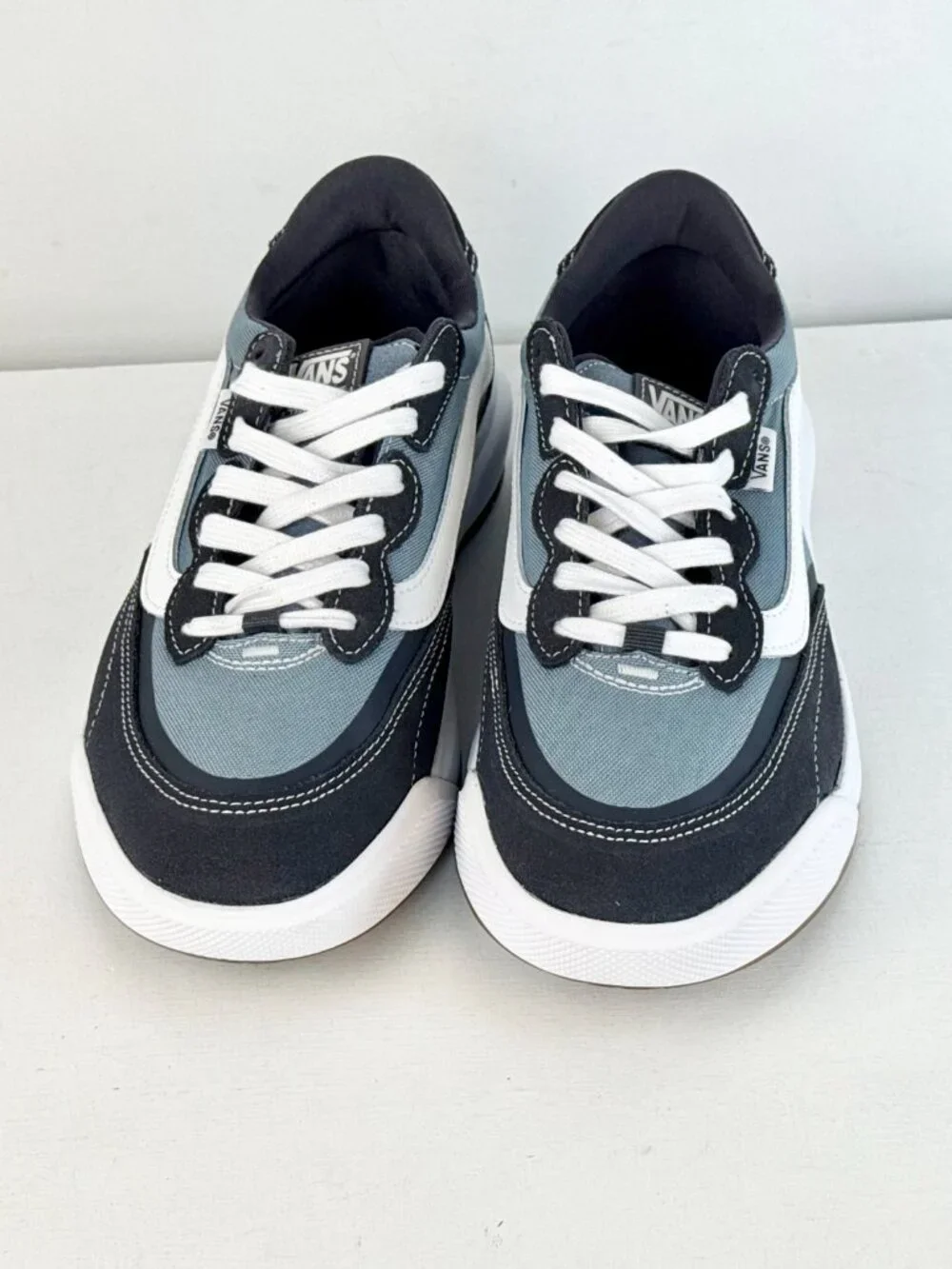 Men's 10 - VANS MTE Ultrarange 2.0 SE Sneaker - Nine Iron